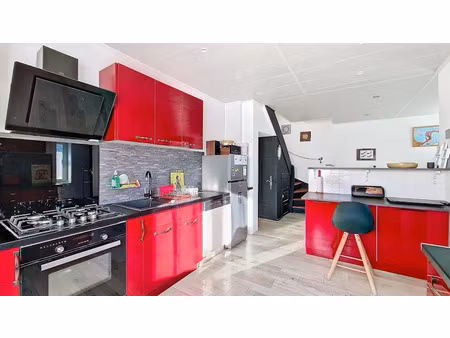 location maison 4 pièces 71 m² à la chomette (43230)  545 €