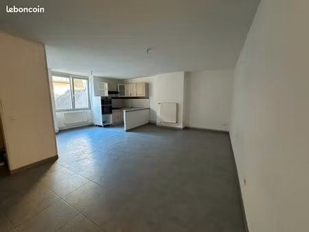 pesmes charmant t3-centre ville