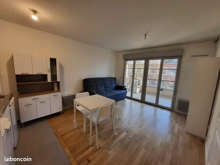 studio meublé à louer