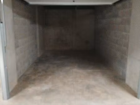 location garage francheville le haut