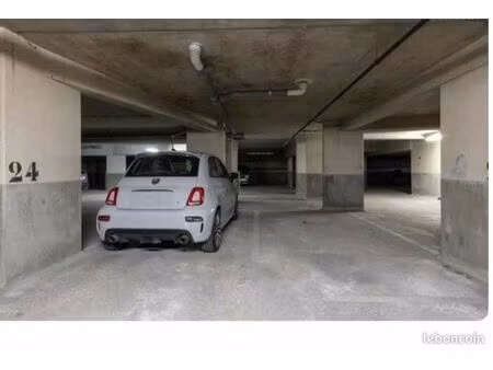 orly parking aéroport