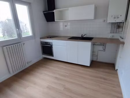 t3 66 m2 centre + parking