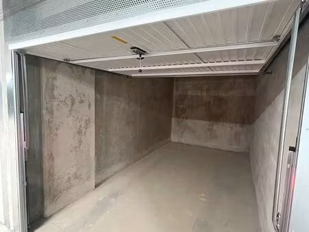 location garage 14m²