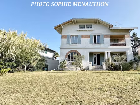 vente maison 7 pièces 273 m² à dax (40100)  865 000 €