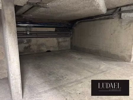 vente parking 11 m² à paris 10ème (75010)  20 500 €