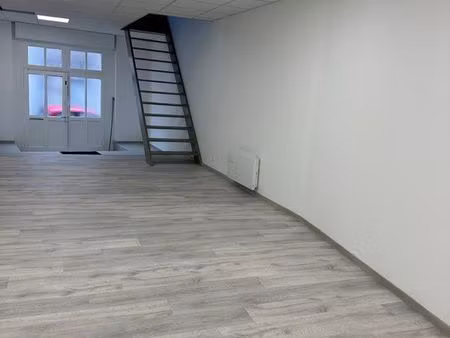 loue appartement + local professionnel 100m2