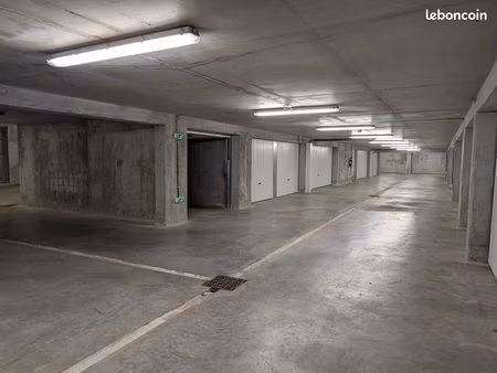 location box  parking  garage les gets