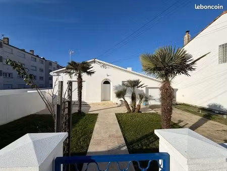 à louer super villa de 120m2 en plein centre-ville