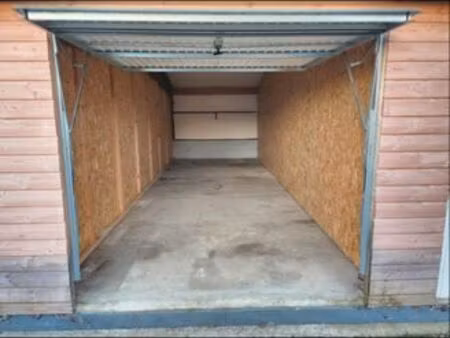 garage box garde meubles