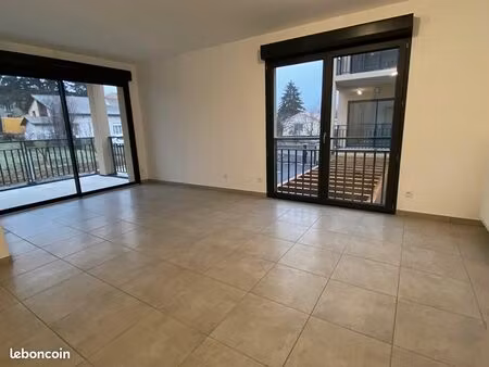 appartement 3 pièces 67 m²
