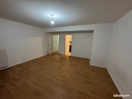 apparemment à louer