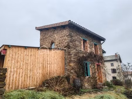 maison de village de 60 m² à arlanc