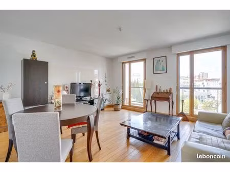 boulogne centre  2 pieces avec balcon et parking