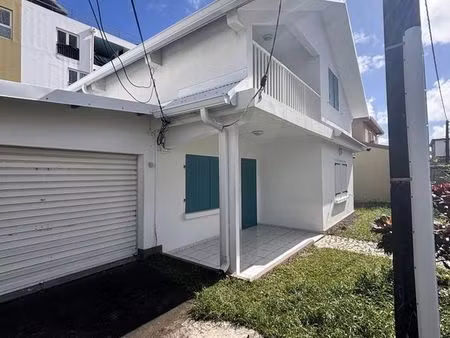 maison 5 pièces 90 m²