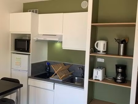 studio disponible d’avril à juin 2026