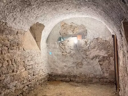 vente cave paris xème