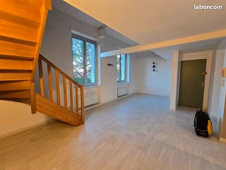 appartement 4 pièces 71m2 quartier de gourmalon