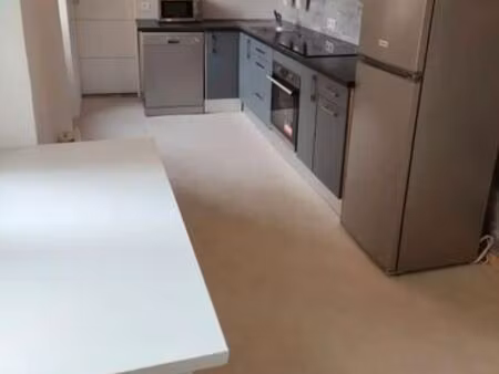 t2 meublé à bourg de péage