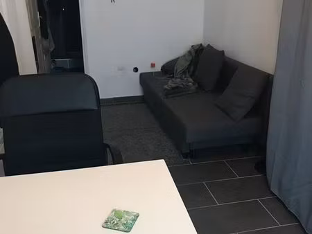 studio avec terrasse