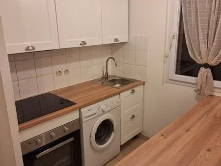 studio meublé - lumineux - piscine - jardin