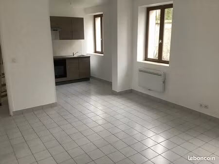 appart a loué 53m2