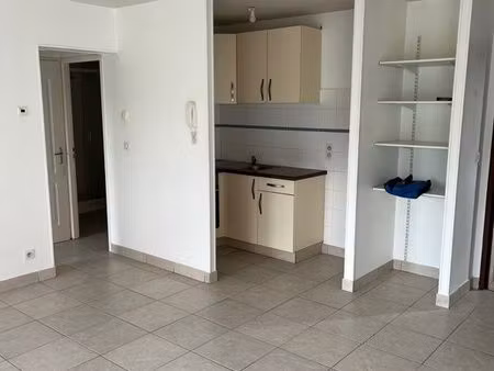 loacation t2 + parking