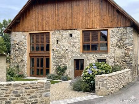 ferme de 250 m² a rénover