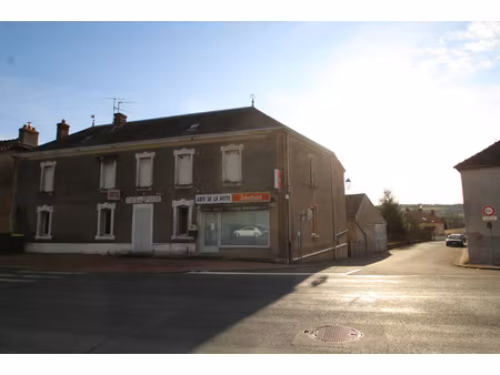 ancien hôtel restaurant à la vente