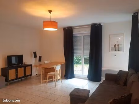 appartement t2 meublé à louer