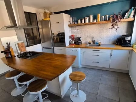 maison de ville 5 pièces – 115 m² – garage – chazelles-sur-lyon centre