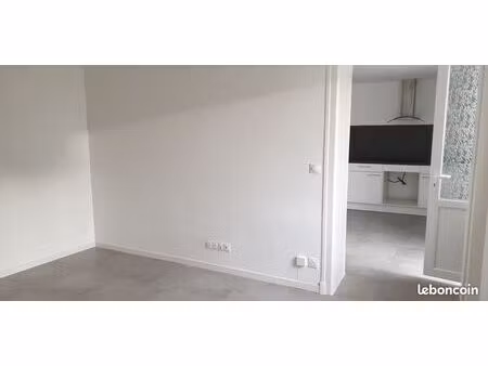 maison centre ville surgeres 75 m2