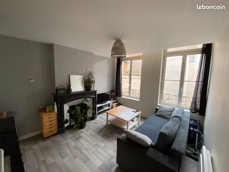 loue f2 chaumont centre ville