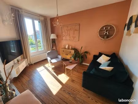 appartement 54m² – proche gare et toutes commodités – disponible le 19/09/2026