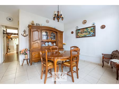 maison de ville hyper centre 3 chambre et jardin