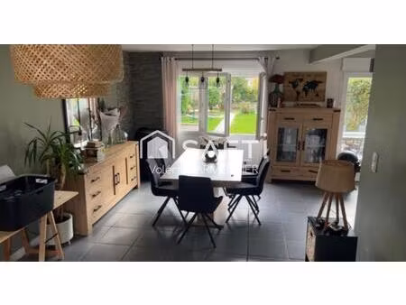 une maison 3 chambres + combles  garage et jardin clos. idéale pour une vie de famille