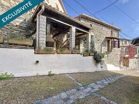 maison de village t4 de 90m² avec terrasse et jardinet