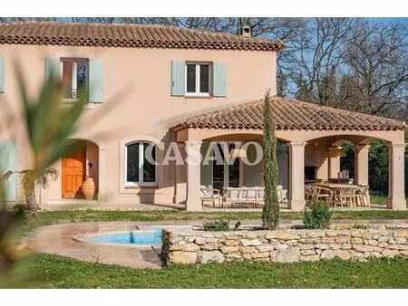 vente maison 7 pièces de 204m² - 13540 aix-en-provence