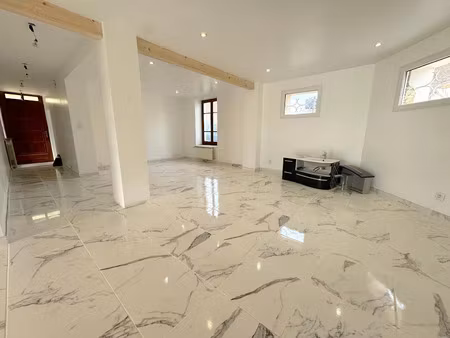 vente maison 6 pièces 142 m² à louhans (71500)  149 000 €