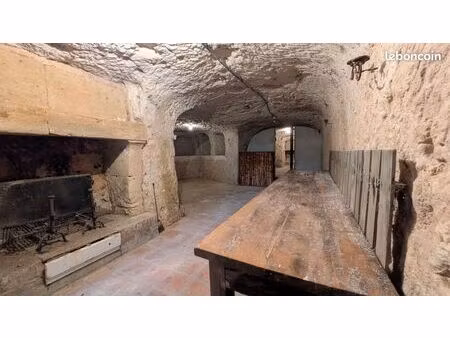 cave 39m2 eau électricité montoire-sur-le-loir (41800)