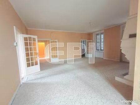 appartement 4 pièces 127 m²