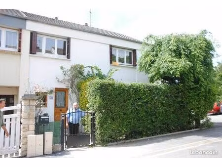 maison - 6 pièces - 90m²