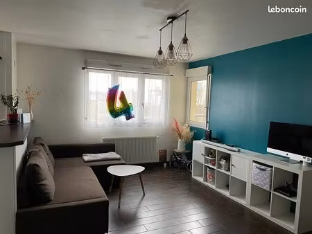 t2 proche gare et commerces