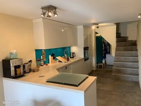 appartement de 151m2 dans une batisse de caractere