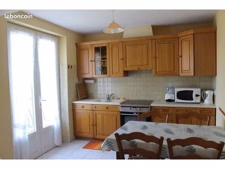 loue maison meublée t3 avec jardinet à castres (81100)