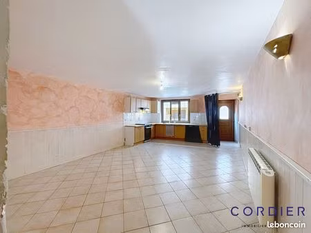 maison 4 pièces 105 m²