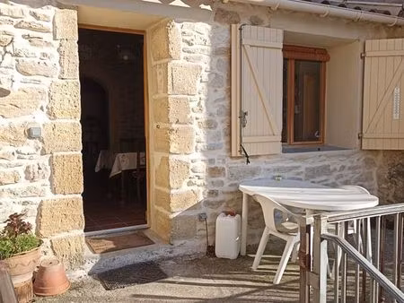 maison à vendre centre village