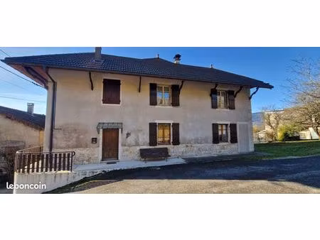 maison de village 10 pièces 171 m²