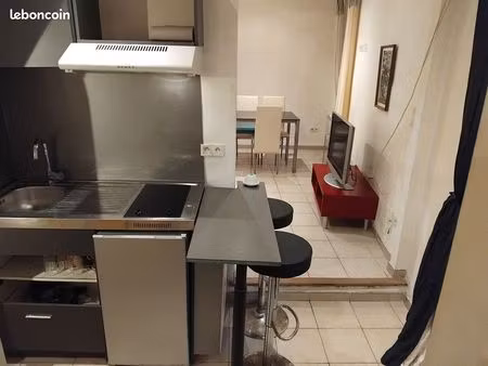 location studio meublé 600 euros cc