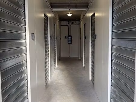 box / garage à louer