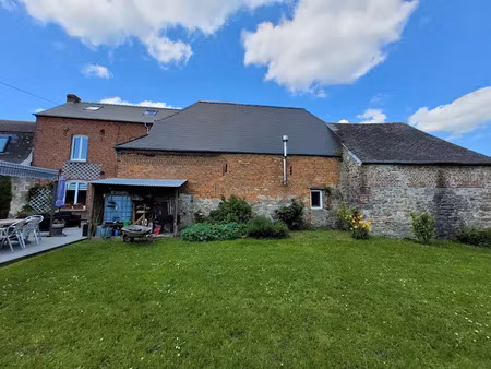 vente maison 9 pièces 223 m² à solre-le-château (59740)  250 000 €